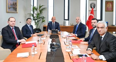 Bakan Ersoy ve THY yönetiminden turizm zirvesi