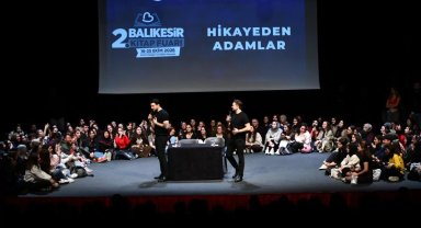 Balıkesir Kitap Fuarı'nda 'Hİkâyeden Adamlar'a yoğun ilgi