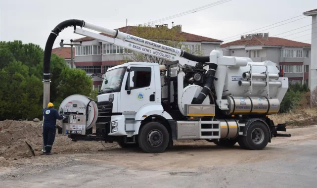 BASKİ'nin yeni vactorları sahaya indi