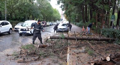 Beylikdüzü'nde yoğun yağış öncesi seferberlik