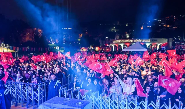 Bursa Cumhuriyet ritminde tek yürek oldu