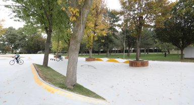 Bursa İnegöl'de yeni kaykay ve paten parkta sona gelindi