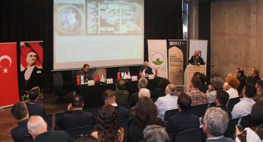 Bursa'nın mimari mirası 700. yılında masaya yatırıldı