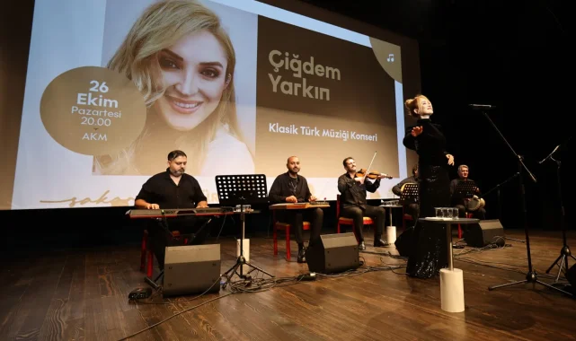 Çiğdem Yarkın'dan Sakarya AKM'de klasik ziyafet