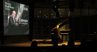 Dünyaca ünlü piyanist Antonio Di Cristofano Bursa'yı büyüledi