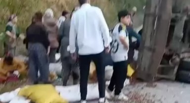 Düzce'de fındık işçilerini taşıyan traktör devrildi: 11 yaralı