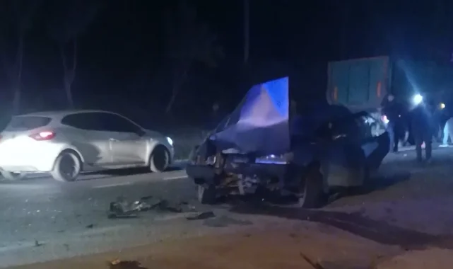 Düzce'de otomobil ile traktör çarpıştı: 5 yaralı