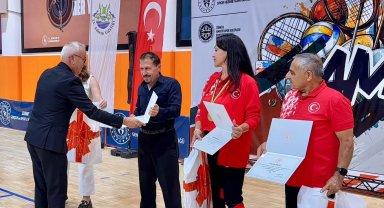 Edirne'de "Yılın Enleri" ödülü... 51 yıllık emeğin gururu