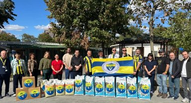Fenerbahçeli veteriner hekimlerden mama desteği