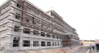 Gaziantep'te yapımı süren Yaş Bakım ve Rehabilitasyon Merkezi'ne ziyaret