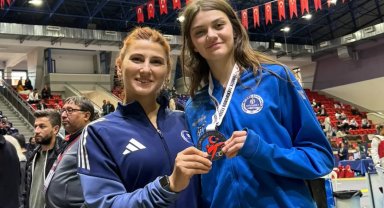 Genç taekwondocu Ceylinnaz Durmaz'dan büyük başarı