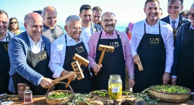 Guinness için zeytin tattılar