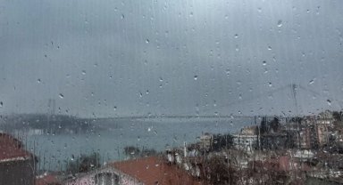 İstanbul için fırtına ve sağanak alarmı! Valilik uyardı