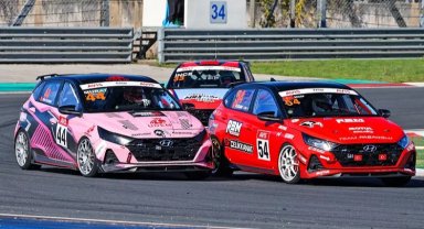 İstanbul Park'ta zirve mücadelesi nefes kesti