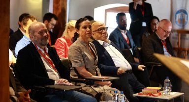 İzmir Efes Selçuk'ta bilim şöleni