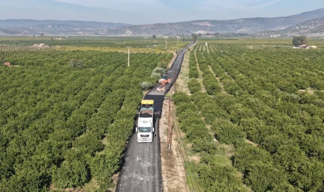 İzmir Selçuk'ta 15,5 kilometrelik yol yenileniyor