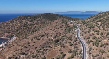 İzmir'de Aliağa ve Foça'da yollar yenileniyor... İzmir'in kuzeyinde yol atağı