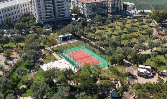 İzmir'de spor salonu açık havaya taşındı