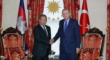 Kamboçya Başbakanı Dolmabahçe'de