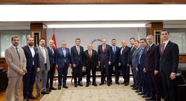 Kayseri Büyükşehir güven tazeleyen başkanları ağırladı