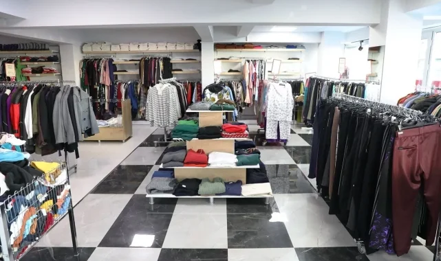 Kayseri Kocasinan Dost Market'te para geçmiyor