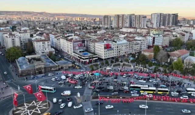Kayseri Kocasinan'da 'Ay Yıldız' turu
