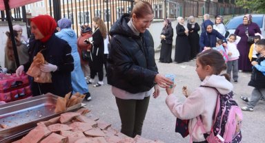 Kocaeli İzmit Belediyesi, Beslenme Saati Projesi devam ediyor