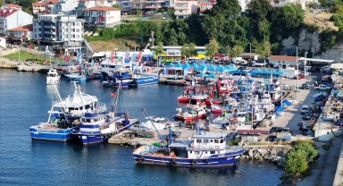 Kocaeli'de balıkçının umudu denizde, Büyükşehir yanında