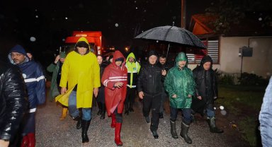 Kocaeli'de Vali Aktaş ve Başkan Büyükakın sahada