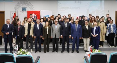 KTO Karatay'da iletişim ve medyanın sorumlulukları konuşuldu