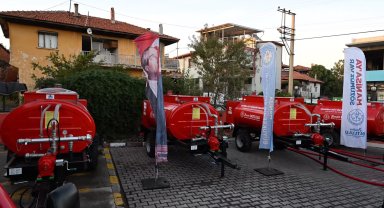 Manisa Büyükşehir'den Kula'ya 4 yeni su tankeri