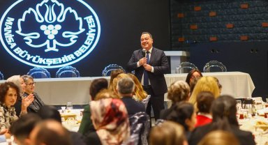 Manisa'da Başkan Dutlulu kadın muhtarlarla buluştu