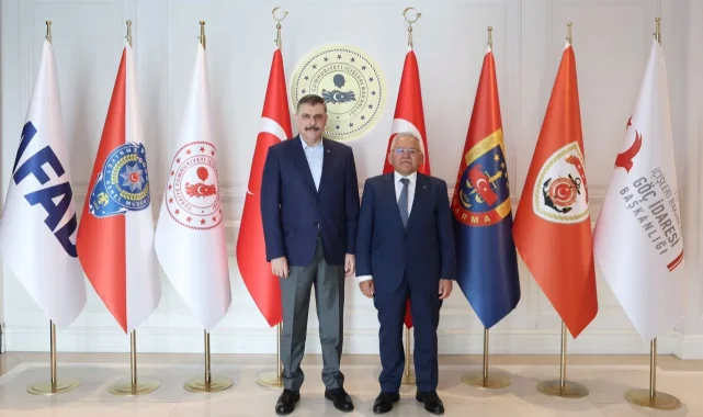 Memduh Büyükkılıç'tan Bakan Çiftçi'ye ziyaret