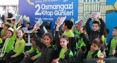 Minik okurlardan Osmangazi Kitap Günlerine yoğun ilgi