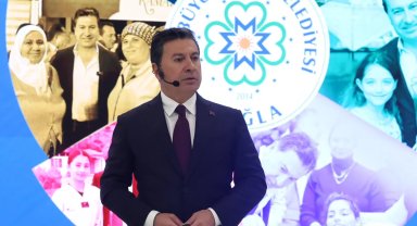 Muğla Büyükşehir Belediye Başkanı Ahmet Aras'tan 'Bağımsız' karar