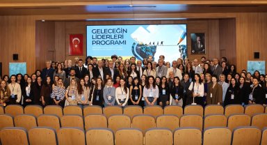 Nilüfer'de "Geleceğin Liderleri" yolculuğu başladı