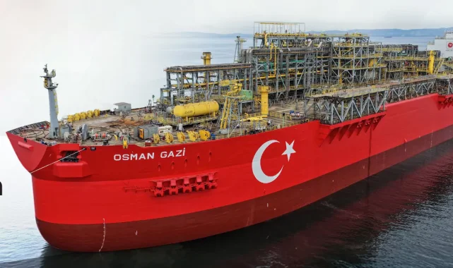 Osman Gazi platformu uğurlandı! Karadeniz'de 20 yıl görev yapacak