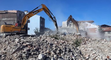 Sakarya'da Tığcılar kentsel dönüşümünde bir ayda 45 yapı yıkıldı