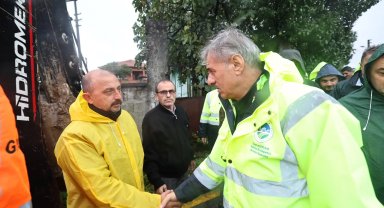 Sakarya'da Vali Doğan ve Başkan Alemdar afet bölgelerinde