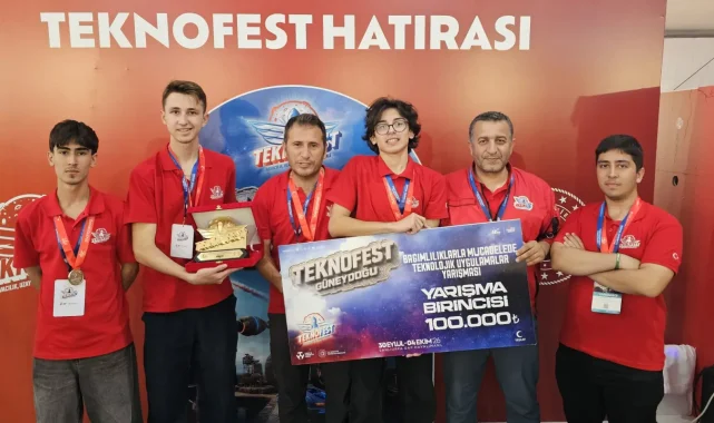 Sakarya'dan TEKNOFEST'te bir Türkiye birinciliği daha