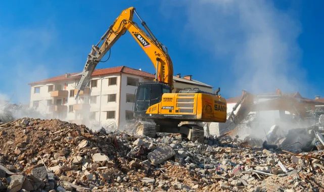 Sakarya'nın mahalle bazlı ilk kentsel dönüşümü canlı yayında