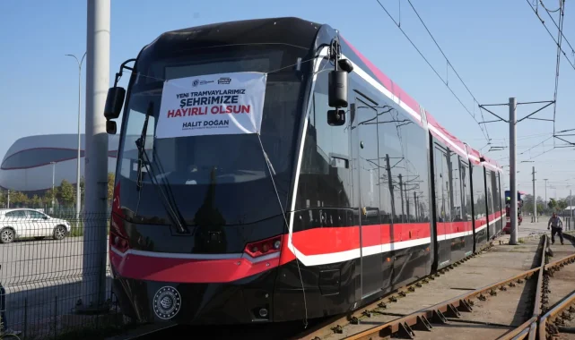 Samsun'a dördüncü yeni tramvay ulaştı