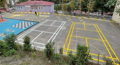 Trabzon'da okul bahçelerine renkli dokunuş