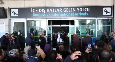 Vefa umresinde üçüncü kafile Konya'ya döndü
