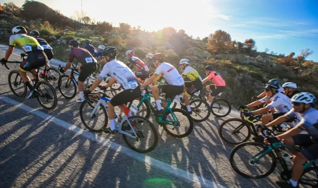 Veloturk Gran Fondo Çeşme'nin 10'uncu yılında 809 sporcu yarışacak