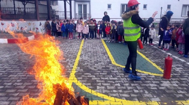 214 Minik Öğrenci Yangına Karşı Eğitildi