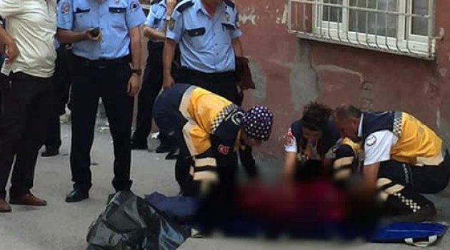 4 Yaşındaki Çocuk Kamyonetin Altında Kalarak Can Verdi
