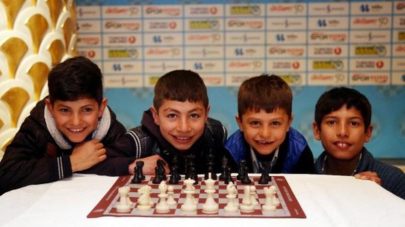 49 Hanelik Köyde Satranç Şampiyonları Yetiştiriyor