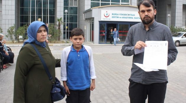 Aç Kalan Köpekler İlkokul Öğrencisine Saldırdı