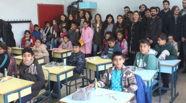 ADÜ'den Bir Yumak Mutluluk Projesi